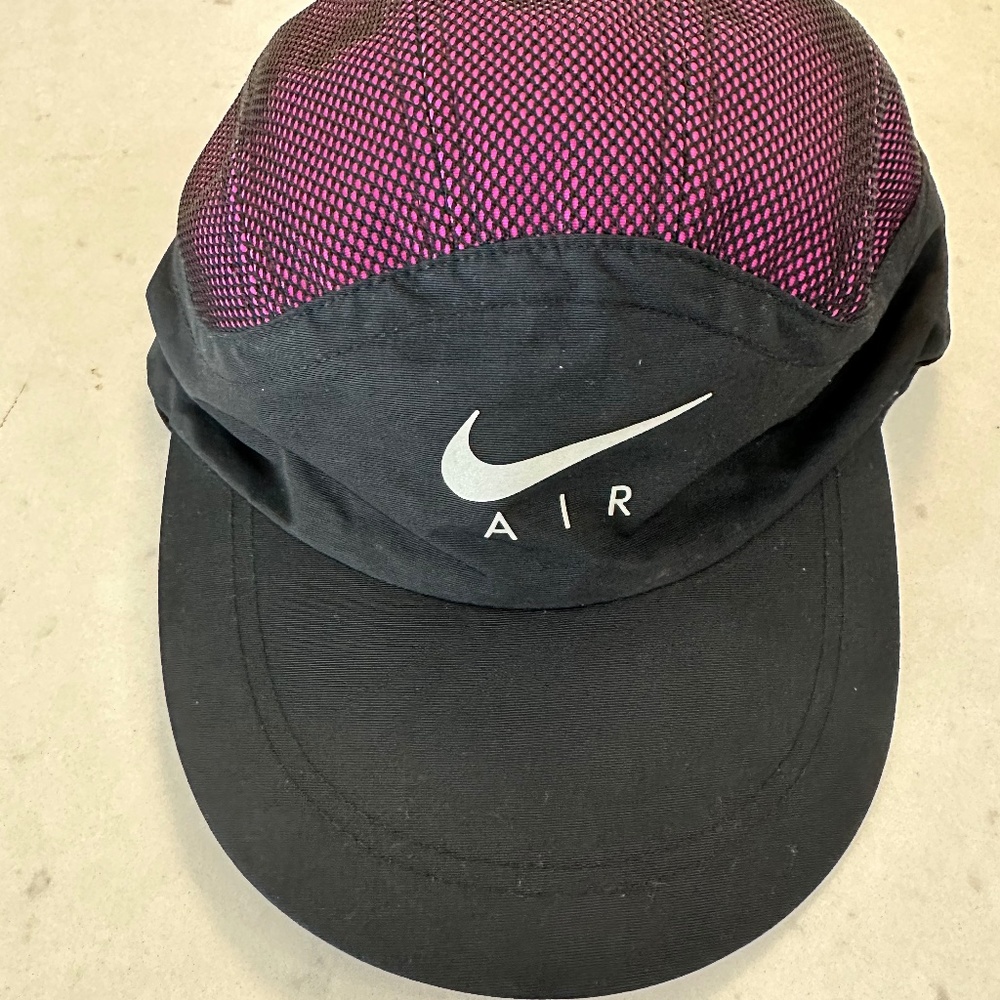 Supreme Nike Trail Running Hat (gently used)